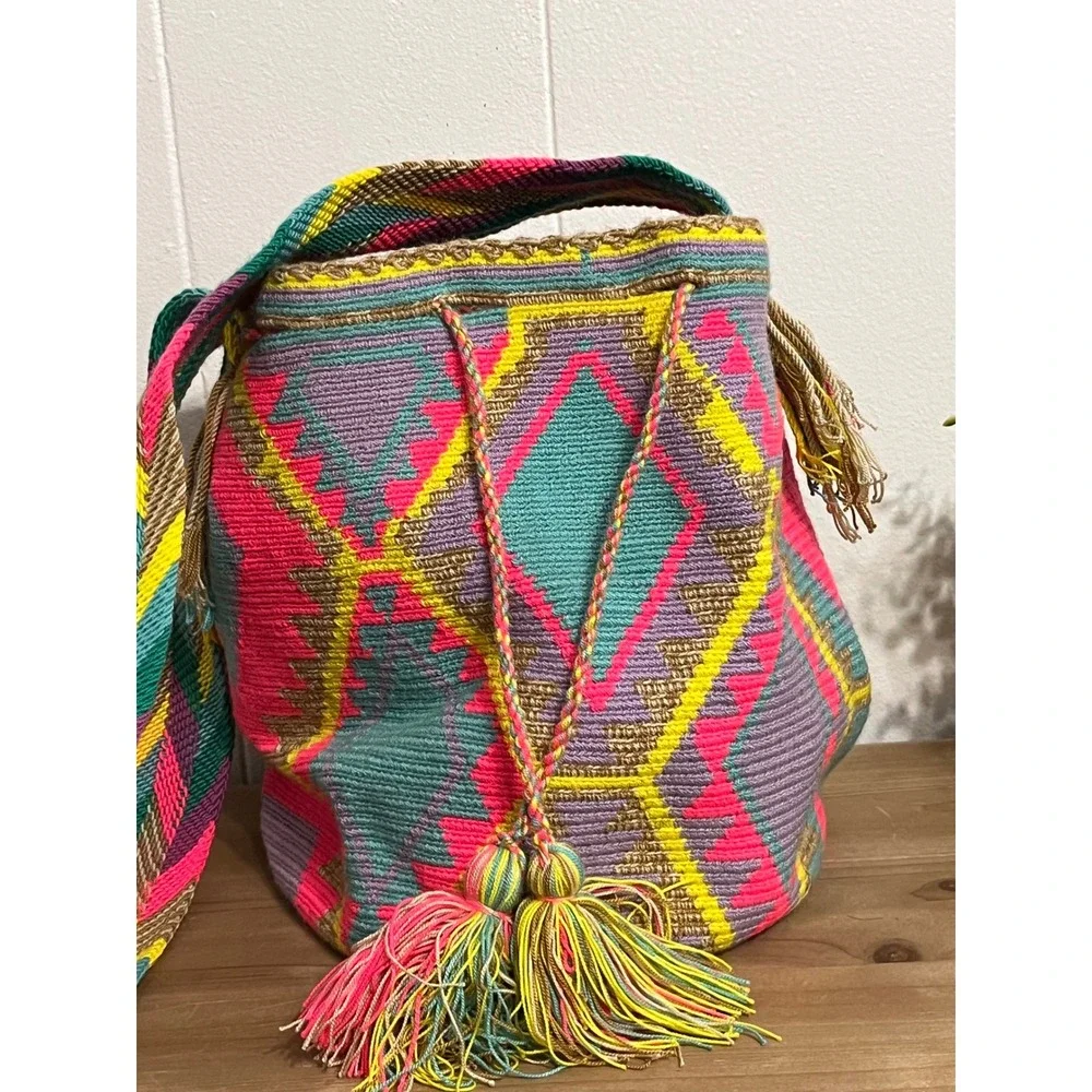 Handmade‎ Woven Crochet Bag Multi Color Diamond Pattern Tassels Shoulder Bag